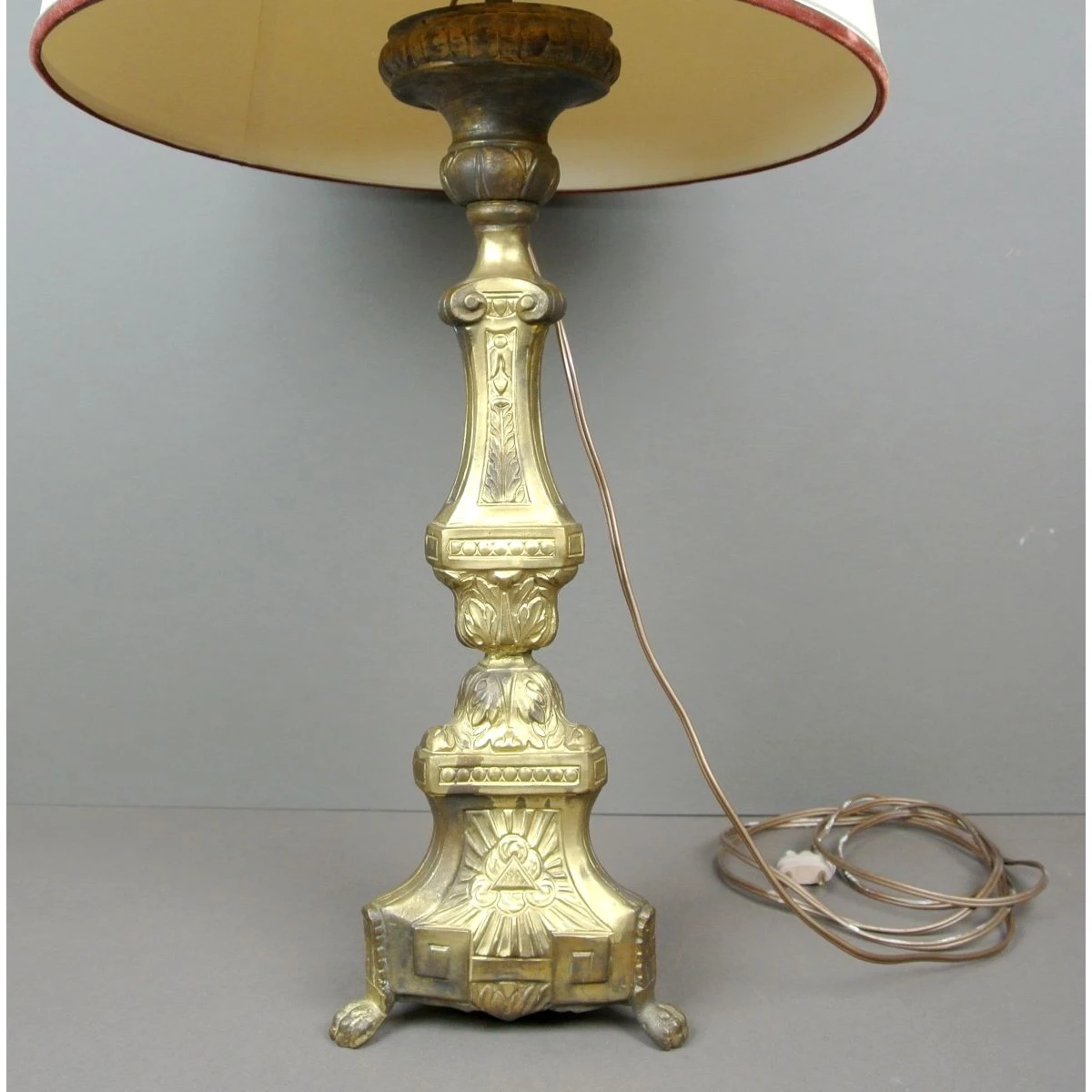 Chic paire de lampes de table à poser bronze doré vintage ancien