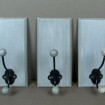 3 Patères en métal & bois modernes grises